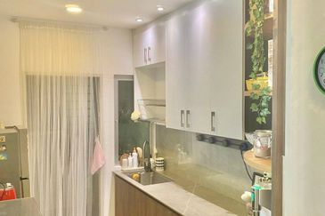 Savanna Executive Suites @ Southville City