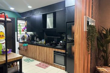 ATHIRA, Bandar Bukit Raja