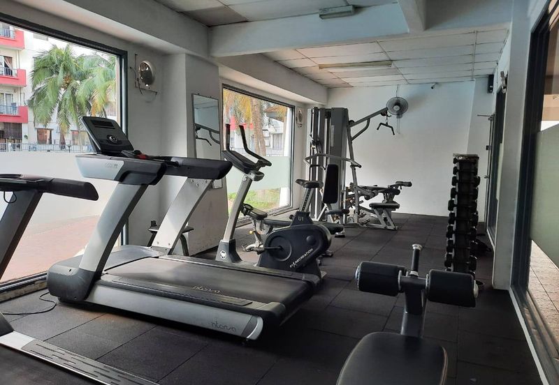 Vista Pinggiran, Taman Pinggiran Putra