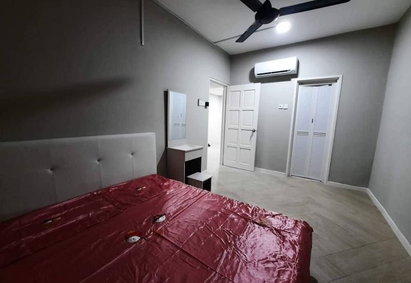 Vista Pinggiran, Taman Pinggiran Putra