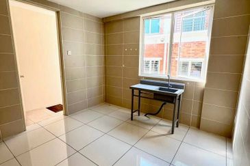 Villa Court @ Goodview Height