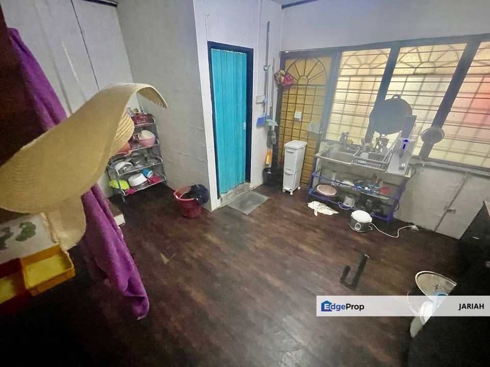 FACING OPEN Double Storey Terrace House Taman Kencana Ampang Selangor For Sale, Selangor, Ampang