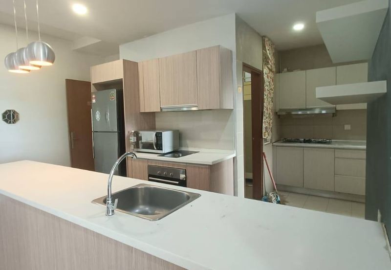 Royal Regent Sri Putramas III