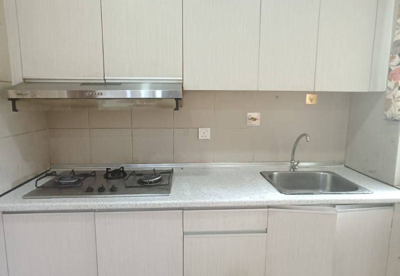 Royal Regent Sri Putramas III