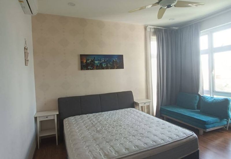 Royal Regent Sri Putramas III