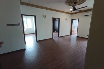 2 storey Bungalow with cosy environment