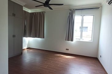 2 storey Bungalow with cosy environment