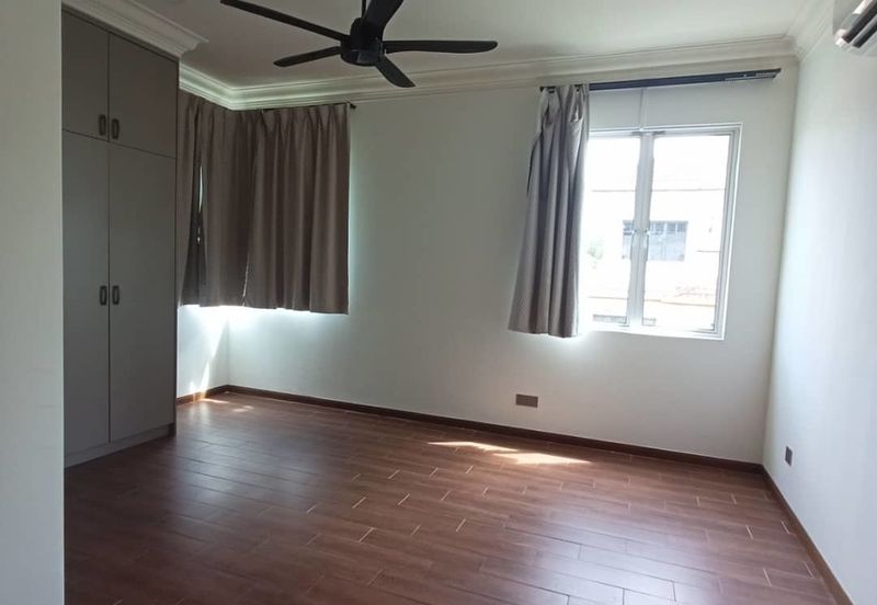 2 storey Bungalow with cosy environment