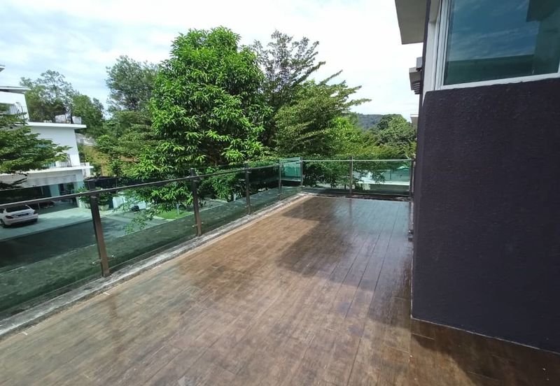 2 storey Bungalow with cosy environment