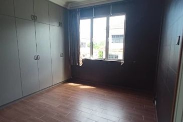 2 storey Bungalow with cosy environment