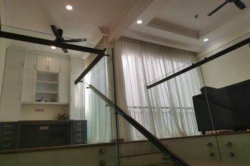 Symphony Hills Schumann