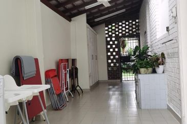 Corner Bungalow Private Pool at ZooView Ampang