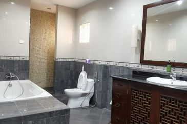 Corner Bungalow Private Pool at ZooView Ampang