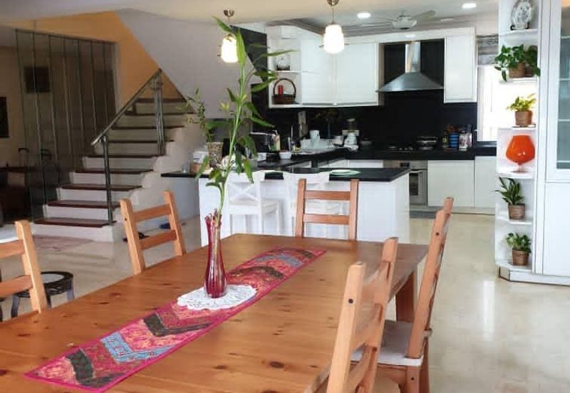 Perdana Emerald Serviced Apartment