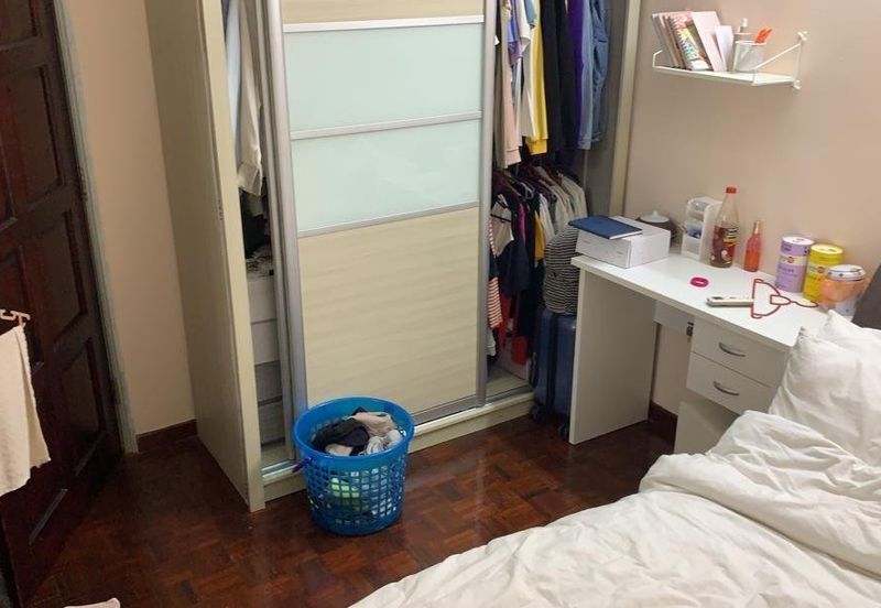 2 sty Renovated Extended Link at Taman Kelab Ukay