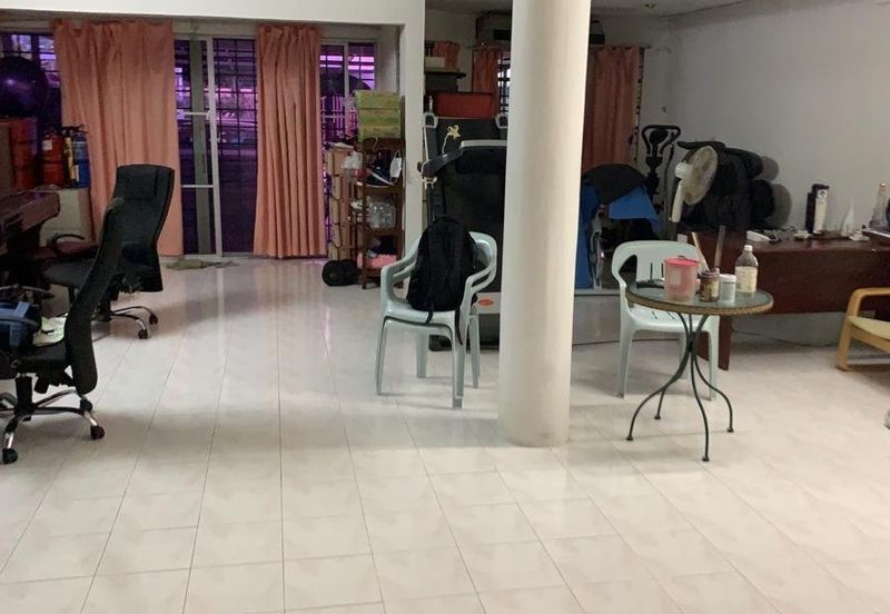 2 sty Renovated Extended Link at Taman Kelab Ukay