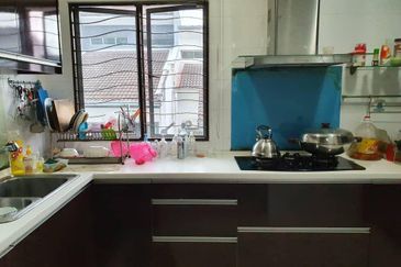 2.5 storey Link Renovated at Sering Ukay Ampang