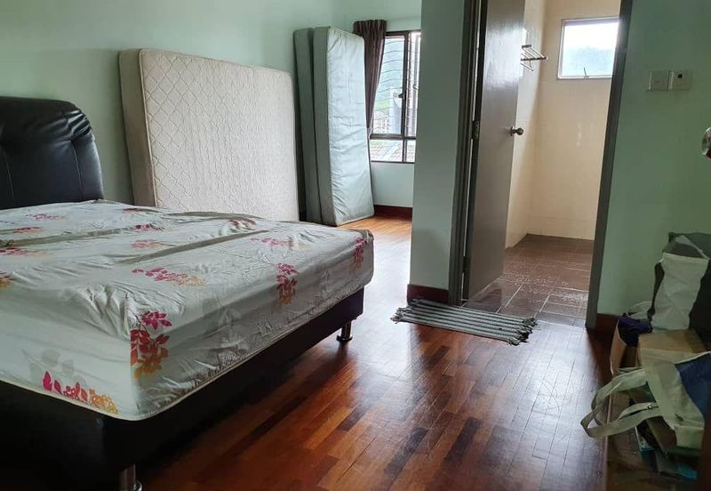 2.5 storey Link Renovated at Sering Ukay Ampang