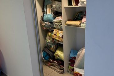 Corner Below Market iD Renovated Link at Ampang