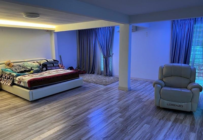 Corner Below Market iD Renovated Link at Ampang