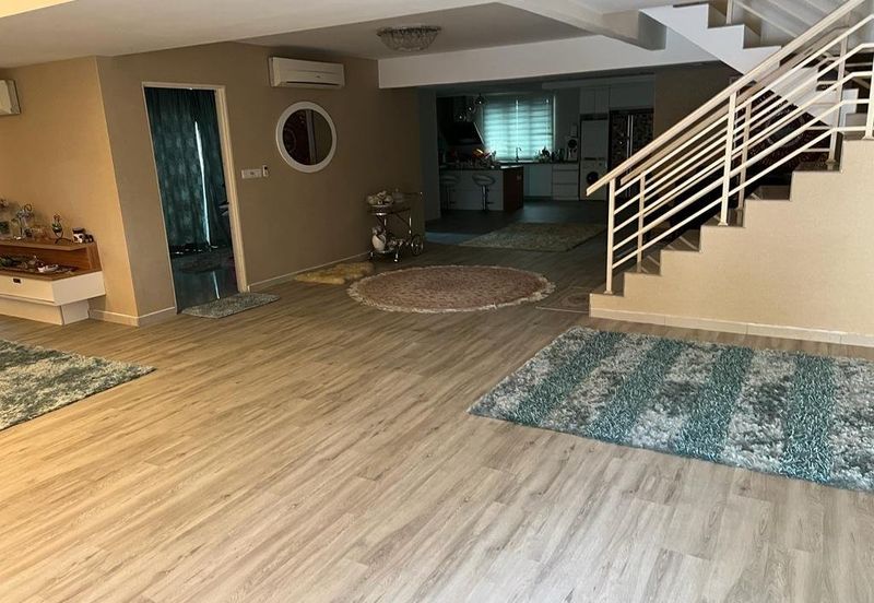 Corner Below Market iD Renovated Link at Ampang