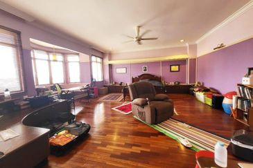 3 Storey Bungalow 10,600sf Land @ Bangsar Baru