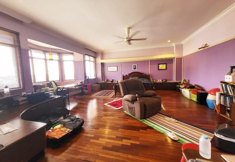 3 Storey Bungalow 10,600sf Land @ Bangsar Baru