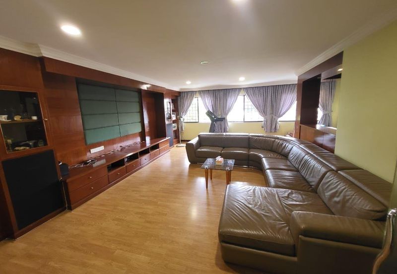 3 Storey Bungalow 10,600sf Land @ Bangsar Baru