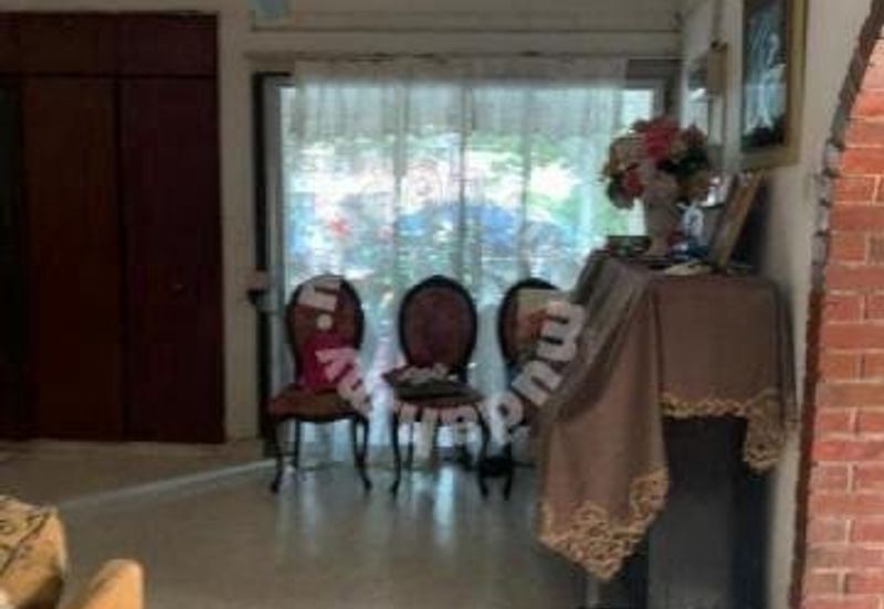 Ampang Jaya Corner Lot 2 Storey Terrace bumi lot Leasehold 