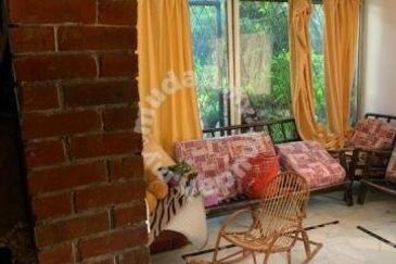 Ampang Jaya Corner Lot 2 Storey Terrace bumi lot Leasehold 