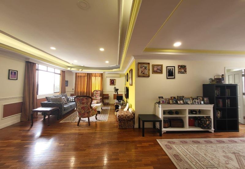 3 Storey Bungalow 10,600sf Land @ Bangsar Baru