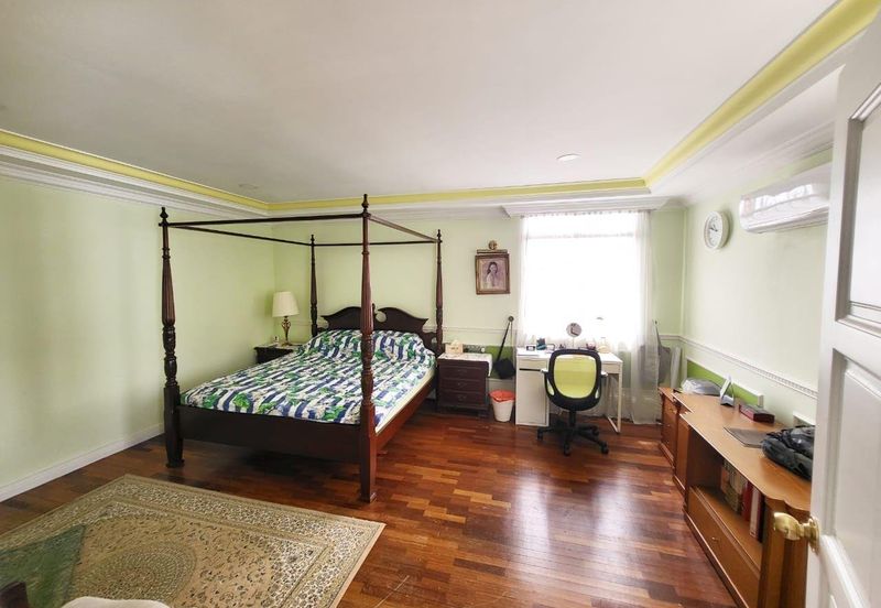 3 Storey Bungalow 10,600sf Land @ Bangsar Baru