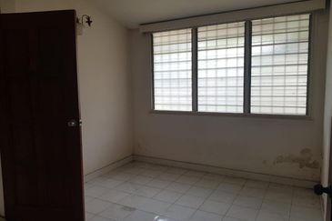 Bungalow Taman Jaya Section 10 @ Petaling Jaya