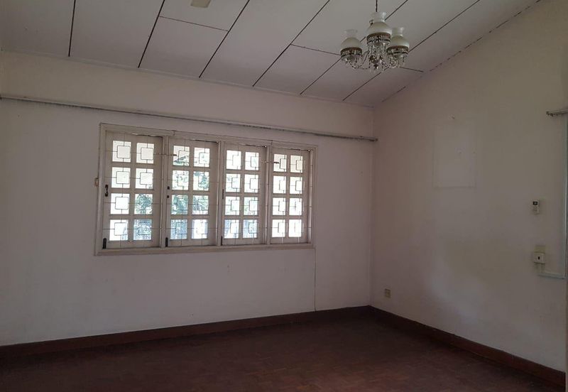 Bungalow Taman Jaya Section 10 @ Petaling Jaya