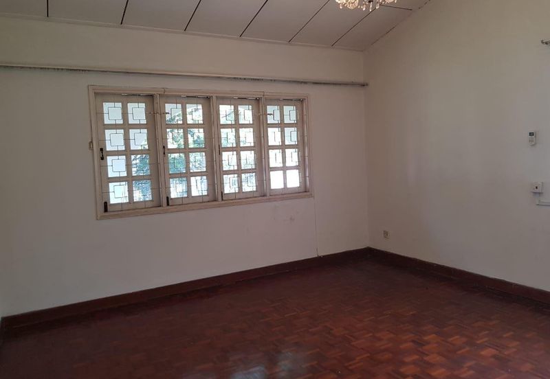 Bungalow Taman Jaya Section 10 @ Petaling Jaya