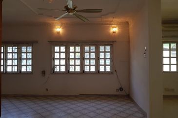 Bungalow Taman Jaya Section 10 @ Petaling Jaya