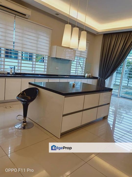 Ukay Seraya, Selangor, Ampang