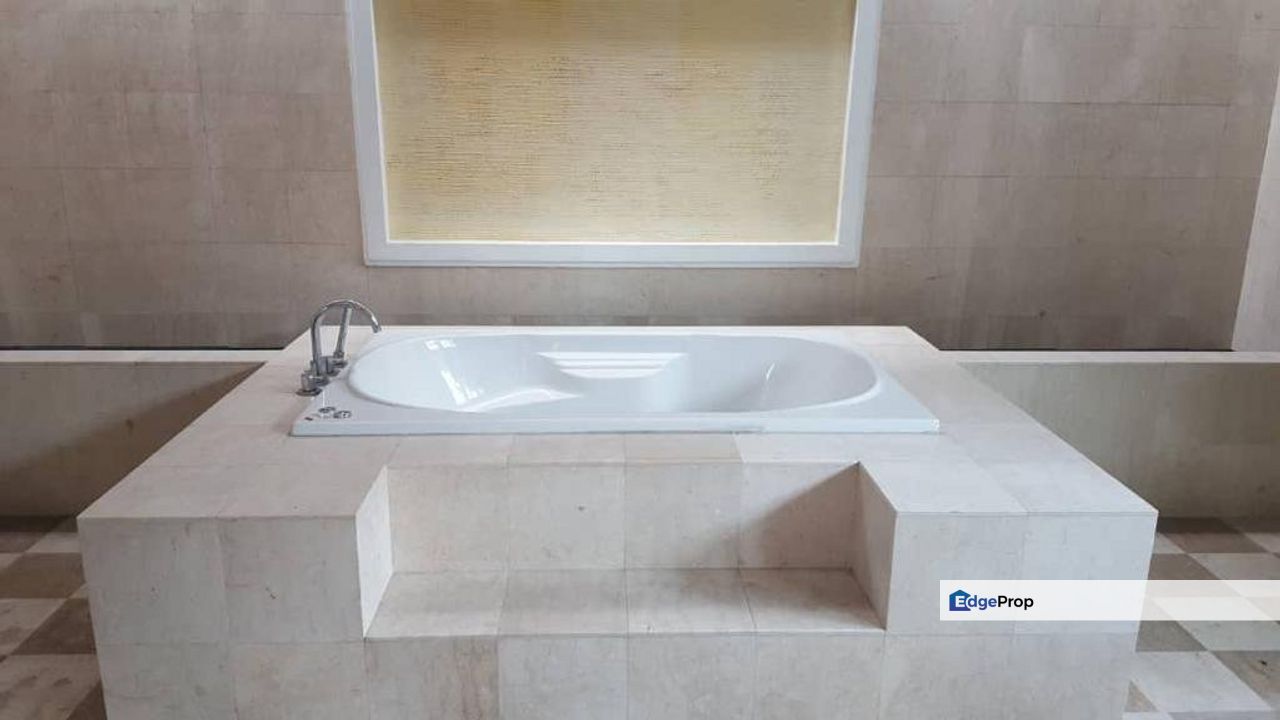 Courtyard 3 Storey @ Duta Tropika Publika Dutamas, Kuala Lumpur, Dutamas