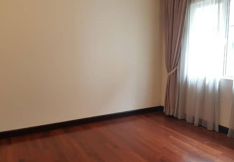 Courtyard 3 Storey @ Duta Tropika Publika Dutamas