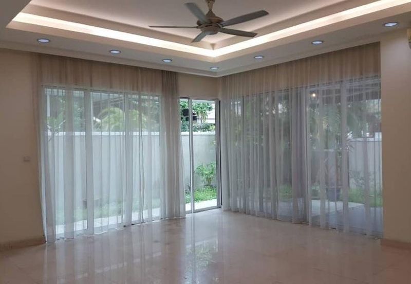 Courtyard 3 Storey @ Duta Tropika Publika Dutamas