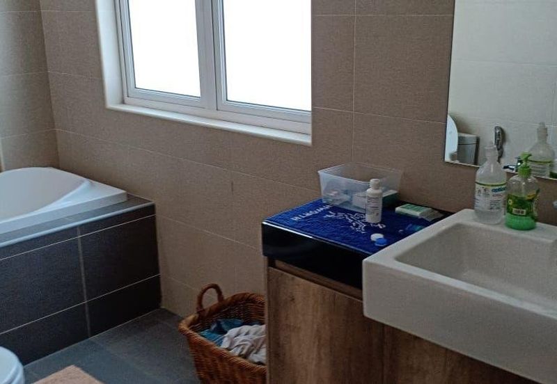 1.5 sty Bungalow at Damansara Heights Bk Damansara