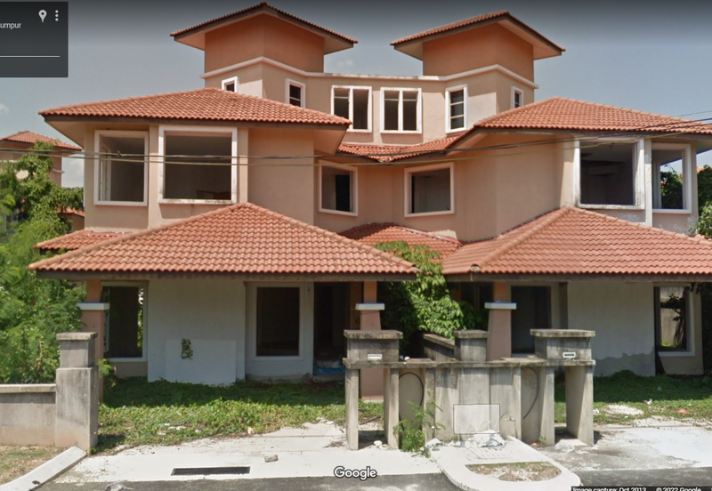 Semi-D Taman Rowther