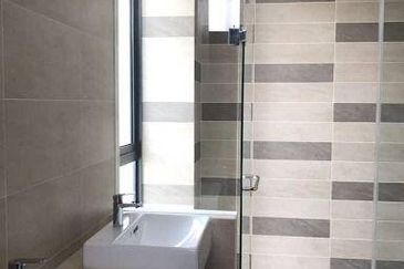 End Lot 16 Quartz 3 sty Superlink at Tmn Melawati