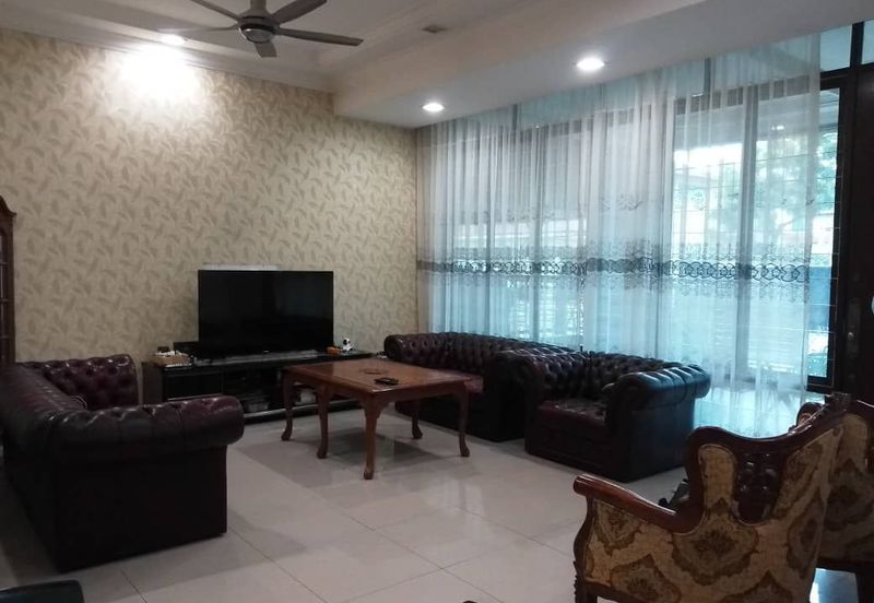Terrace house for Sale