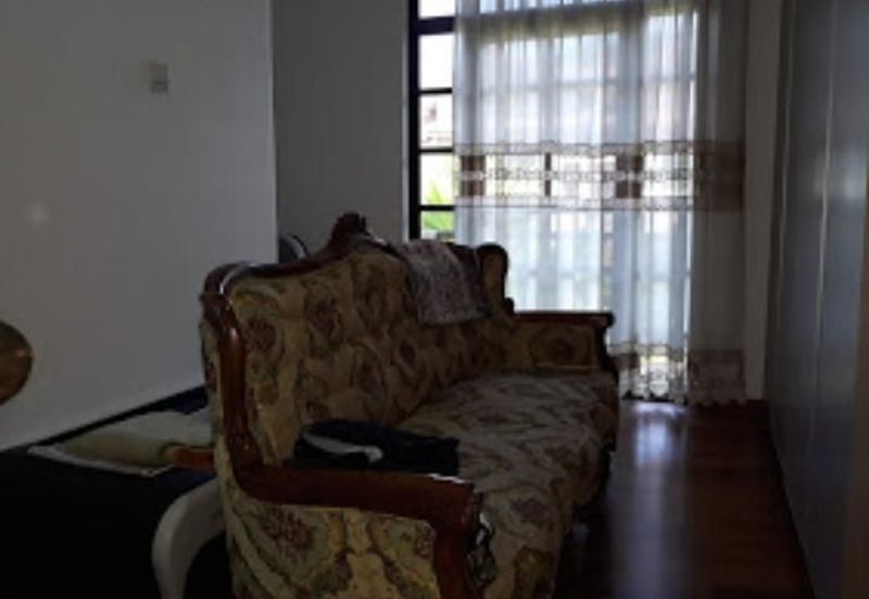 Terrace house for Sale