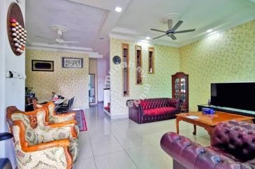 Terrace house for Sale