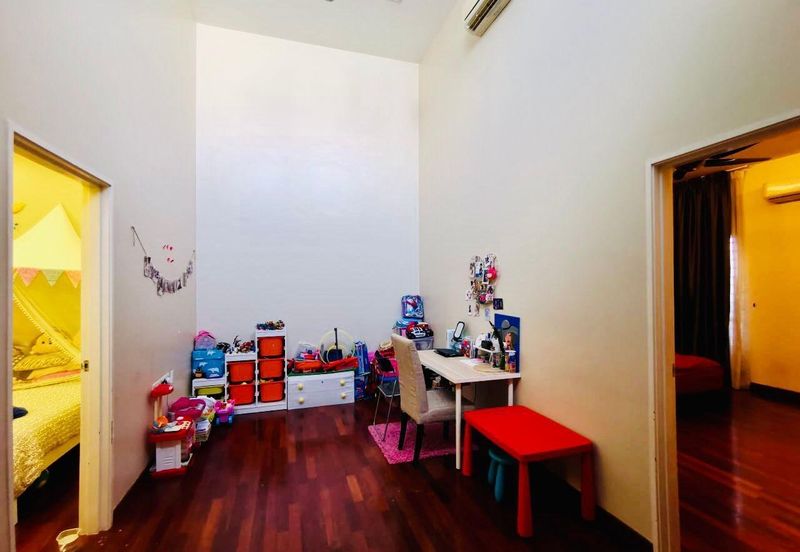 Sierra 1, Odora Parkhomes