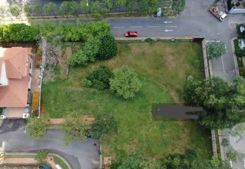 Kiara Peak (Puncak Kiara)