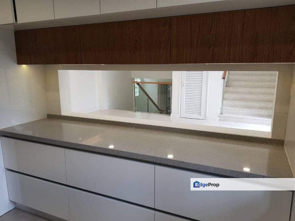 Kenny Hills (Bukit Tunku), Kuala Lumpur, Kenny Hills (Bukit Tunku)