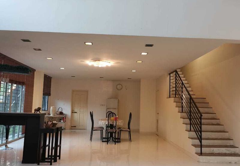 Taman Melawati End Lot 2.5 Storey Interior Renovated Terrace @ Jalan G